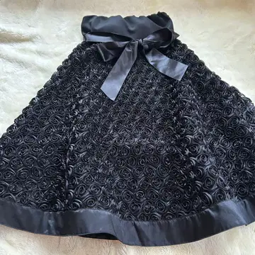 salire 사리아 블랙 드레스 꽃 플라워 디자인 장미