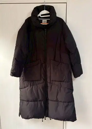 ZARA 블랙 롱 다운 자켓