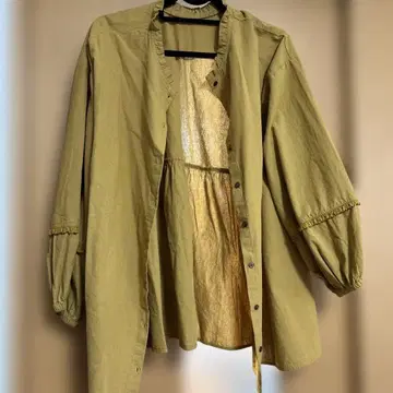 새상품 앞뒤 2WAY 옷깃 프릴 튜닉 머스타드 사만사 모스모스 긴팔