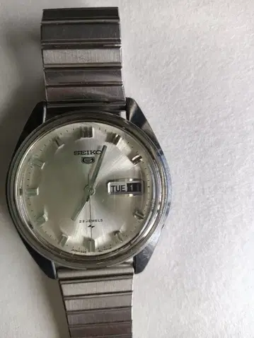 SEIKO 5 자동 시계 실버 다이얼