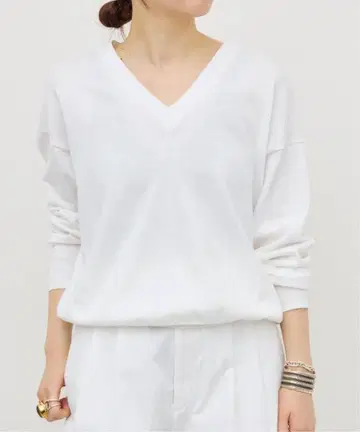 새상품 L'Appartement 라빠르망 베이직 V 풀오버