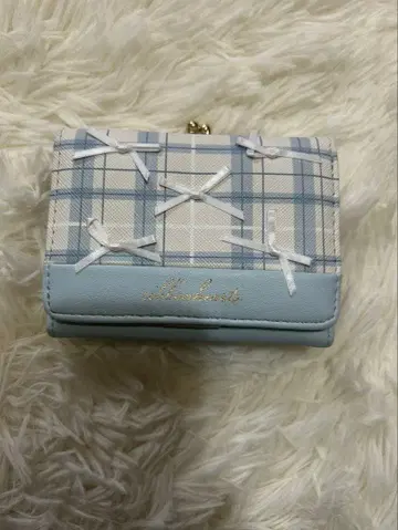 스카이블루 체크 무늬 3단 폴더형 지갑