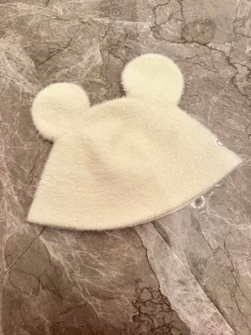 디즈니 미키마우스 귀 포함 화이트 모자
