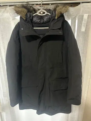 유니클로 울트라 웜 하이브리드 다운 코트 XL