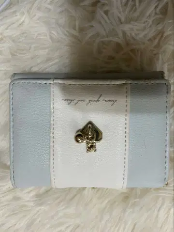 라이트 그레이 3단 폴더형 지갑