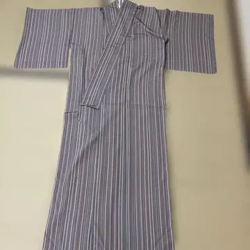 홑옷 기모노 세로 줄무늬