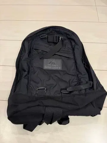 GREGORY 블랙 백팩