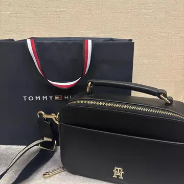 TOMMY HILFIGER 블랙 숄더백