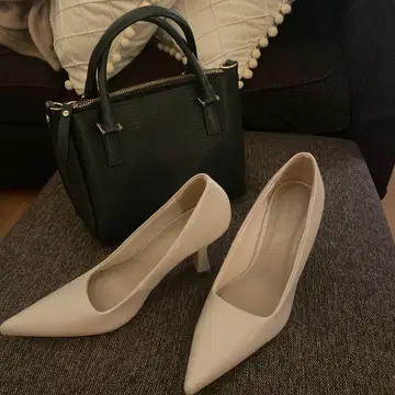 anuans 펌프스 아이보리 GIANNI NOTAR 백 그린