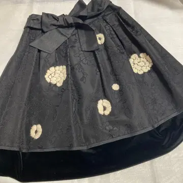 투 비 시크 42 블랙 플라워 무늬 자수 리본 포함 미사용품