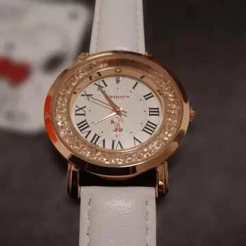 [ 배송비 포함 ] 스누피 손목시계