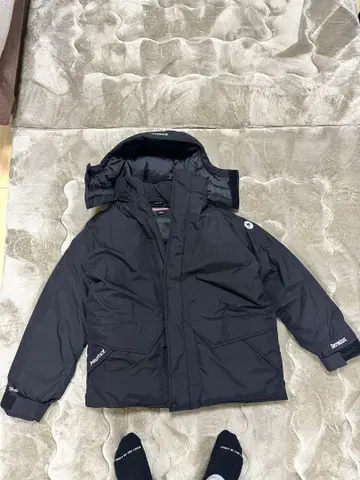 Marmot 750-fill 블랙 다운 자켓 두 번 착용