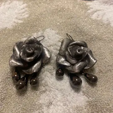 실버 장미 귀걸이