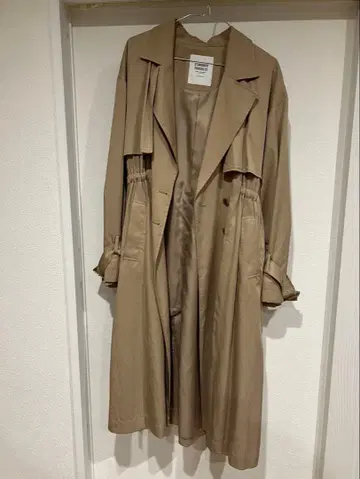 베이지 롱 코트