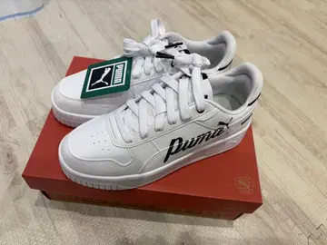[ 새상품 ] PUMA 스니커즈 여성용 24.0cm