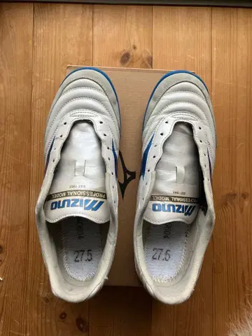 미즈노 모렐리아 인조잔디용 신발 27.5