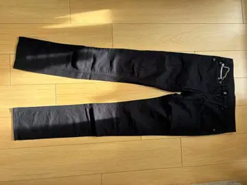 새상품급 블랙 데님 슬림핏 지퍼 포켓 부착