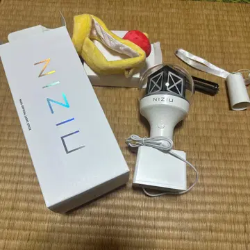 NIZIU 응원봉 화이트