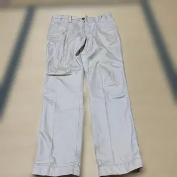 타미힐피거 베이지색 슬랙스