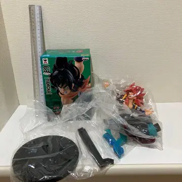 드래곤볼 피규어 2종 세트