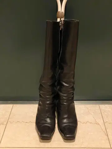 블랙 가죽 롱 부츠