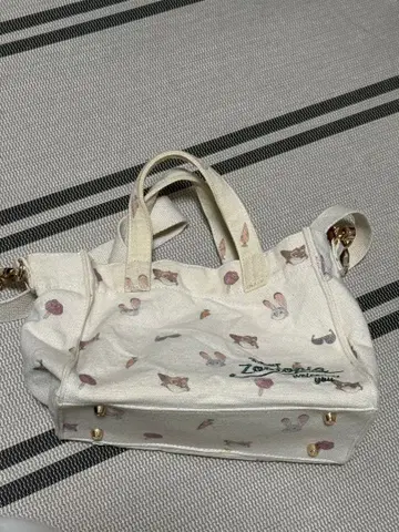 아코모데 Disney Zootopia 숄더백 주토피아