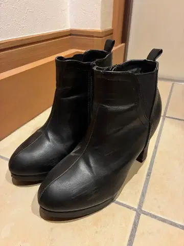 블랙 합성 피혁 하이힐 부츠 L 사이즈