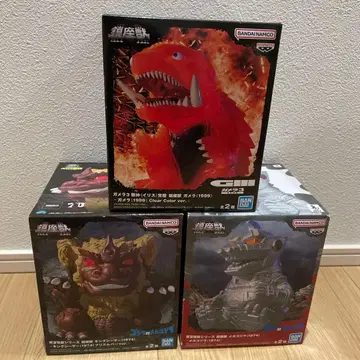 BANDAI NAMCO 진좌수 피규어 3체 세트