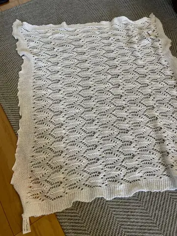 LAURA ASHLEY 레이스 뜨개 스톨 대형 화이트