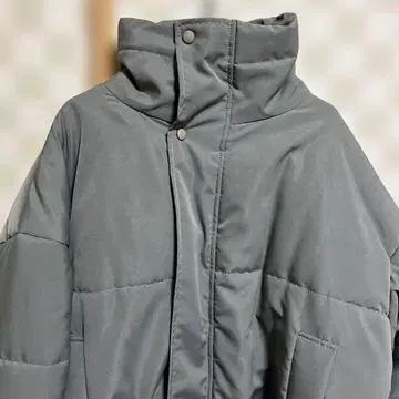 그레이 스탠드 카라 다운 자켓