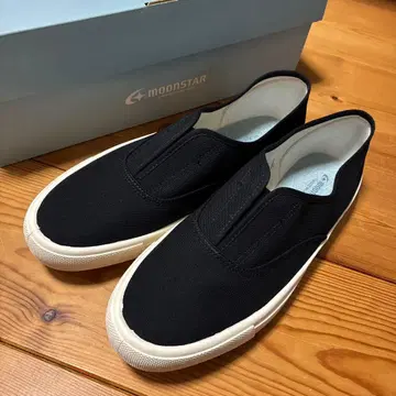 MOONSTAR 블랙 슬립온 26cm