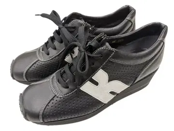 VITA NOVA 비타노바 사이드 지퍼 컴포트 스니커즈 23.5