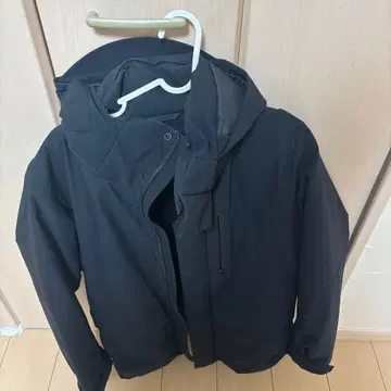 블랙 다운 자켓