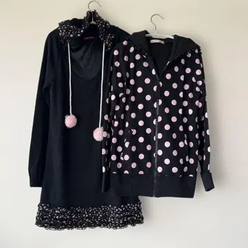 ROSE FAN FAN 후드 부착 도트 원피스