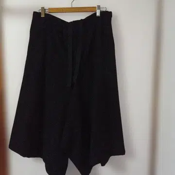 블랙 와이드 팬츠 지퍼 포함 와이즈