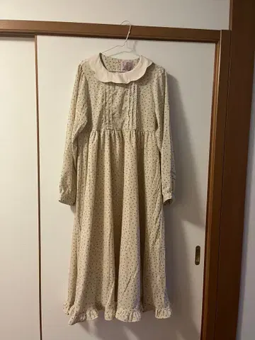 아오키 미사코 마론 크림 시마무라 콜라보 원피스