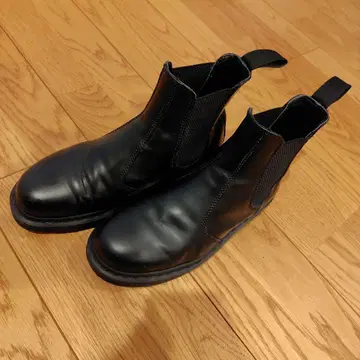 Dr.martens 블랙 가죽 사이드 고어 부츠 US8 닥터마틴