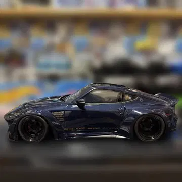 Nissan Z 1/18 미니카 GT SPIRIT 리미티드 에디션