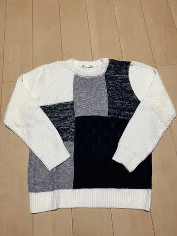 [ 미사용 새상품 ] 스웨터 ikka