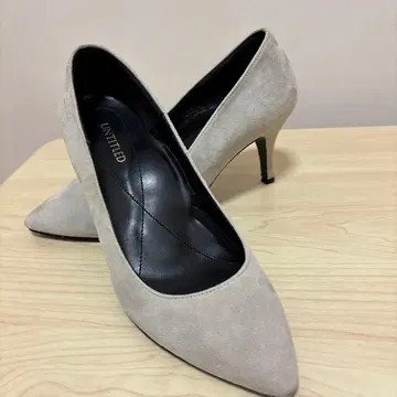 UNTITLED 그레이 스웨이드 하이힐 펌프스