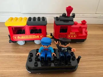 레고 기차 세트 배터리로 달리는 증기기관차 운전사 피규어 포함