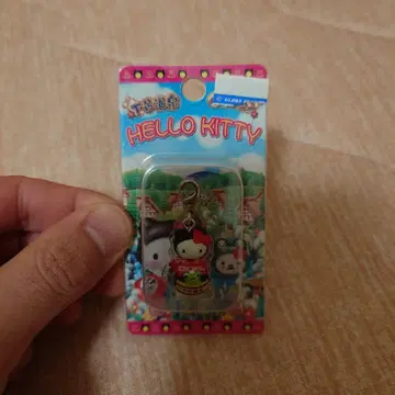 헬로키티 아크릴 키링