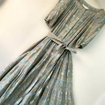 그린 계열 꽃무늬 티어드 원피스 레트로 허리 리본 포함 M~L