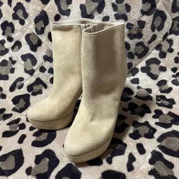 Rady 큐빅 부티 베이지 M 사이즈