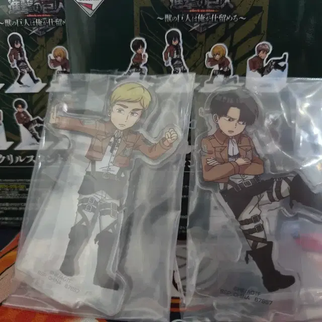 진격의 거인 아크릴 스탠드 (리바이/엘빈)