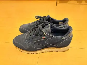 REEBOK CLASSIC LEATHER MCC