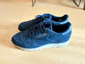 REEBOK CLASSIC LEATHER MCC