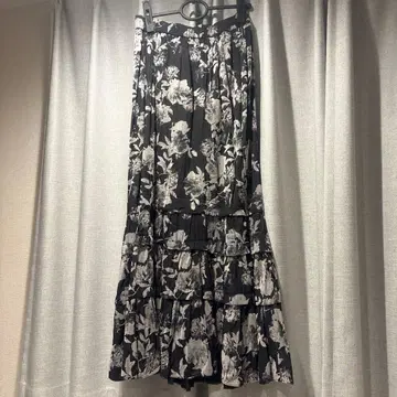 COCO DEAL 플로키 플라워 플레어 스커트 머메이드 스커트 꽃무늬