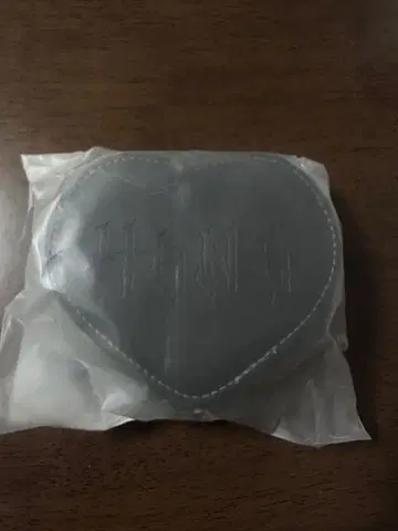 [ 미사용 새상품 ] HANA BADLOVE 하트형 액세서리 케이스