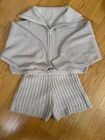 그레일 리브 아크릴 셋업 F 사이즈